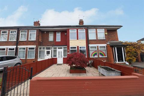 4 bedroom terraced house for sale, National Avenue, Hull