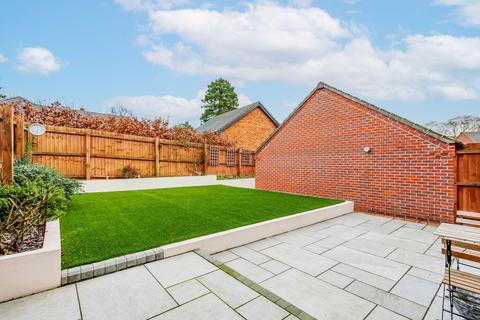 3 bedroom detached house for sale, Willow Close, Brundall