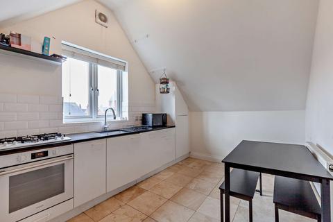 1 bedroom flat for sale, 204 Ongar Road, Brentwood, Essex