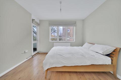 3 bedroom flat for sale, Goodrich House, Bethnal Green, E2