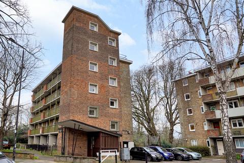 3 bedroom flat for sale, Goodrich House, Bethnal Green, E2