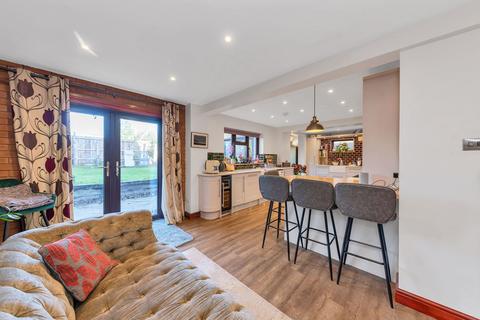 11 Joscelynes, Stapleford, Cambridge, CB22 5EA