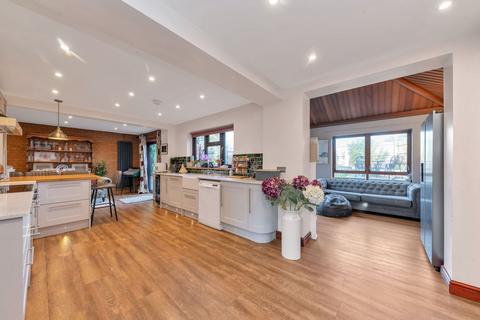 11 Joscelynes, Stapleford, Cambridge, CB22 5EA