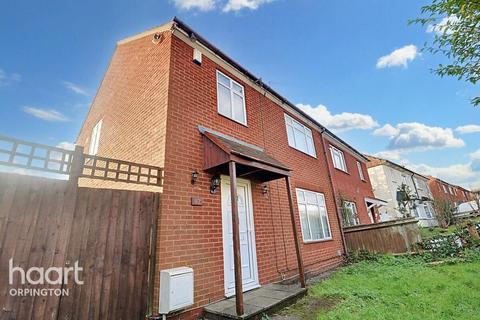 4 bedroom semi-detached house for sale, Ravensbury Road, Orpington