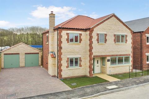 5 bedroom detached house for sale, King's Meadow, Leadenham, Lincoln