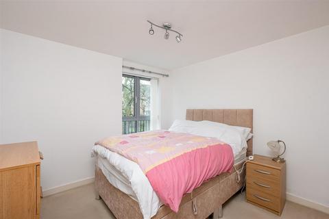 2 bedroom apartment for sale, Drummond House, College Mews, York YO31 7SH