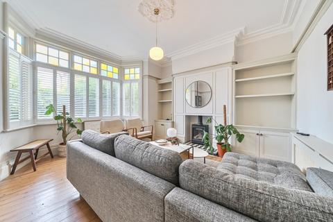 6 Redcliffe Road, Nottingham, NG3 5BT
