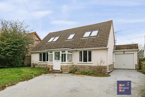 4 bedroom detached bungalow for sale, North Instow, Swanage