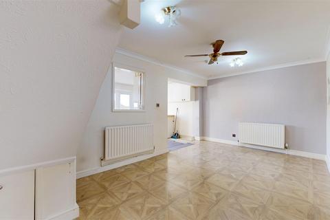 3 bedroom terraced house for sale, St. Georges Estate Road, Portland