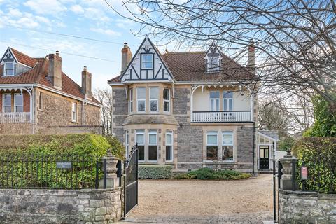 The Avenue, Clevedon