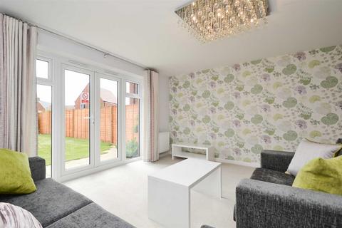 3 bedroom semi-detached house to rent, Woodwynd Close, Bowbrook Meadows, Shrewsbury