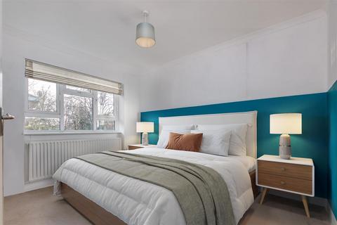 2 bedroom flat for sale, Smithwood Close, London