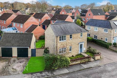 3 bedroom detached house for sale, Macmillan Way, Little Plumstead, Norwich