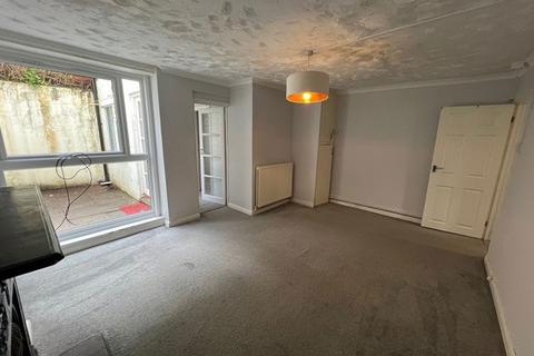 1 bedroom flat to rent, Lansdowne Street, Hove, BN3 1FR.