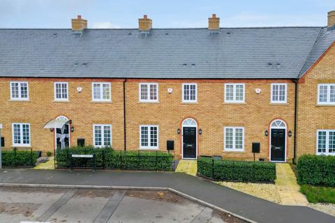 3 bedroom terraced house for sale, High Street, Fenstanton, Huntingdon, Cambridgeshire, PE28