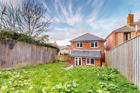 3 bedroom detached house for sale, Chickerell Road, Weymouth