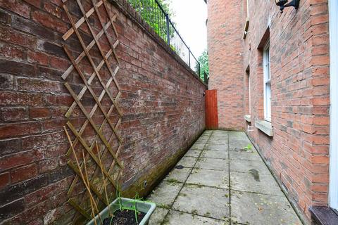 2 bedroom apartment to rent, Upper Blackfriars, St Mary's Water Lane, Shrewsbury