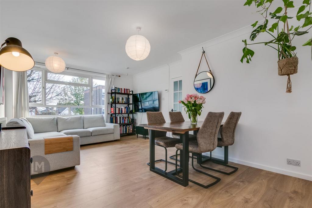 Living/Dining Room