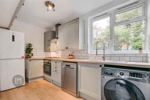 2 bedroom flat for sale, Seymour Road, London