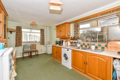 2 bedroom semi-detached bungalow for sale, Rushford Close, Headcorn, Kent