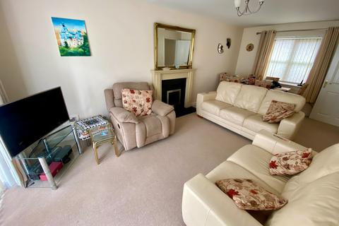 4 bedroom detached house for sale, Langford Gardens, Grantham, NG31
