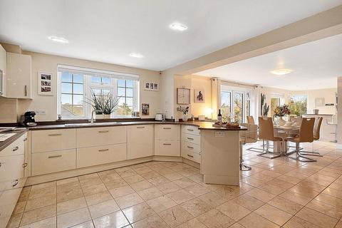 4 bedroom detached house for sale, Newtown Common, Newbury, RG20