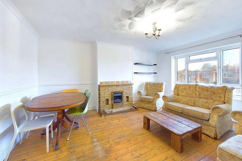 2 bedroom flat for sale, Kingston Close, Hove, BN3 8LE