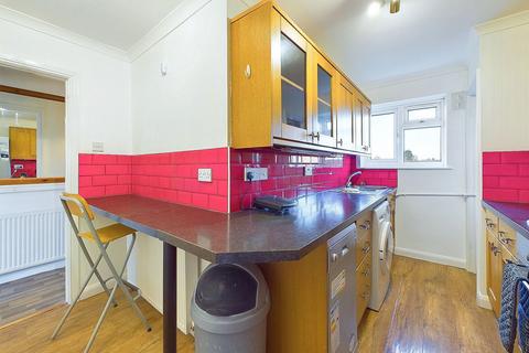 2 bedroom flat for sale, Kingston Close, Hove, BN3 8LE