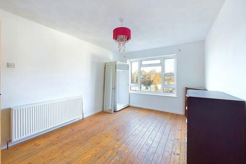 2 bedroom flat for sale, Kingston Close, Hove, BN3 8LE