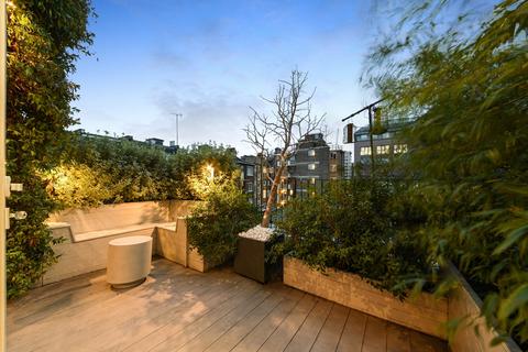 1 bedroom penthouse for sale, Red Lion Street London WC1R