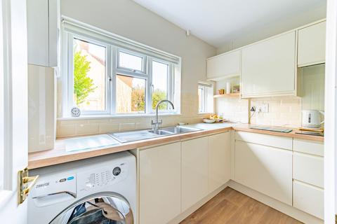 2 bedroom ground floor flat for sale, Patricia Road, Norwich, NR1