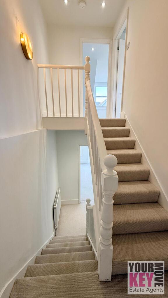 Folkestone Estate Agents, Your Key Move - Victoria