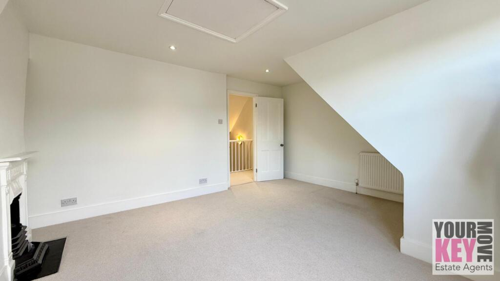 Folkestone Estate Agents, Your Key Move - Victoria