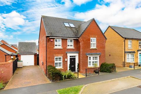 28 Bow Road, Brooklands, Milton Keynes, MK10 7GN