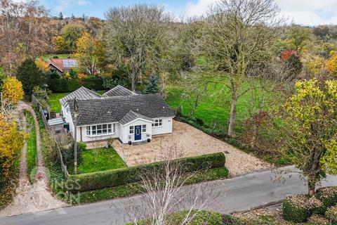 4 bedroom detached bungalow for sale, Low Road, Tasburgh, Norwich