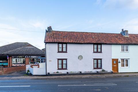 2 bedroom semi-detached house for sale, Swan Lane, Long Stratton