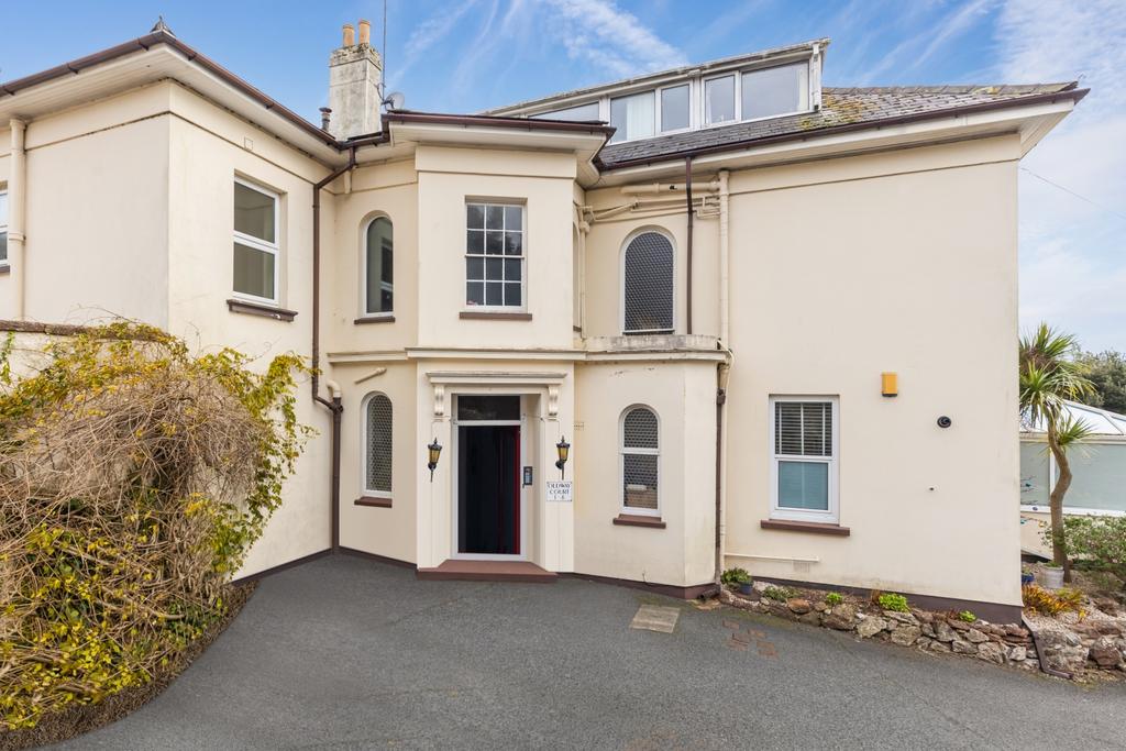 A03-2-oldway-court-Southfield-Road-241216