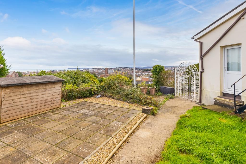 A05-2-oldway-court-Southfield-Road-241216