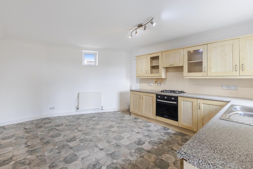 A12 - 2 oldway court Southfield Road - 241216