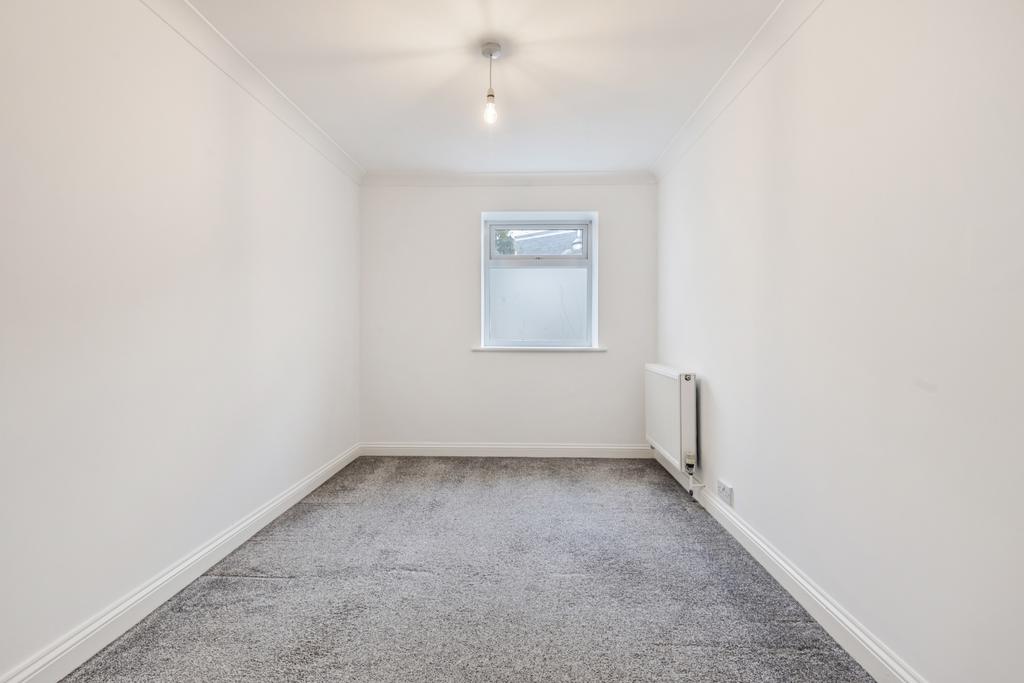 A15 - 2 oldway court Southfield Road - 241216