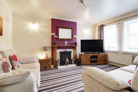 3 bedroom semi-detached house for sale, Station View, North Ferriby