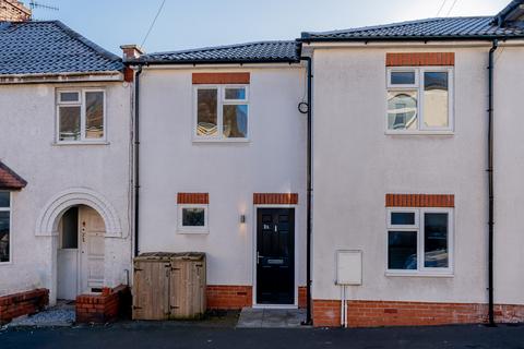 2 bedroom terraced house for sale, Bedminster, Bristol BS3