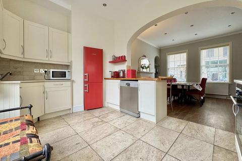 3 bedroom terraced house for sale, St. James's Street, Bath