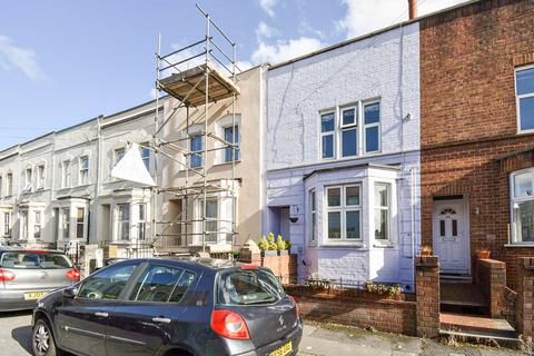 2 bedroom ground floor maisonette for sale, Bristol BS3