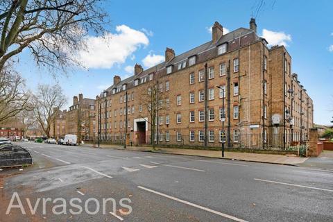 1 bedroom ground floor flat to rent, Edmund House, Doddington Grove