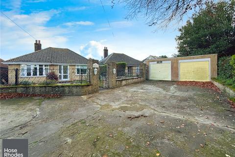 2 bedroom bungalow for sale, Hill Street, Sandown