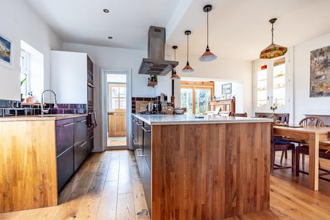 272 Redcatch Road, Bristol, BS3 5DT