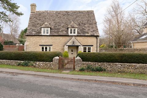 3 bedroom cottage for sale, Upper Up, South Cerney