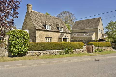 3 bedroom cottage for sale, Upper Up, South Cerney