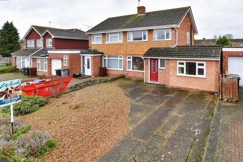 4 bedroom semi-detached house for sale, Marsh Way, Larkfield, Aylesford, Kent